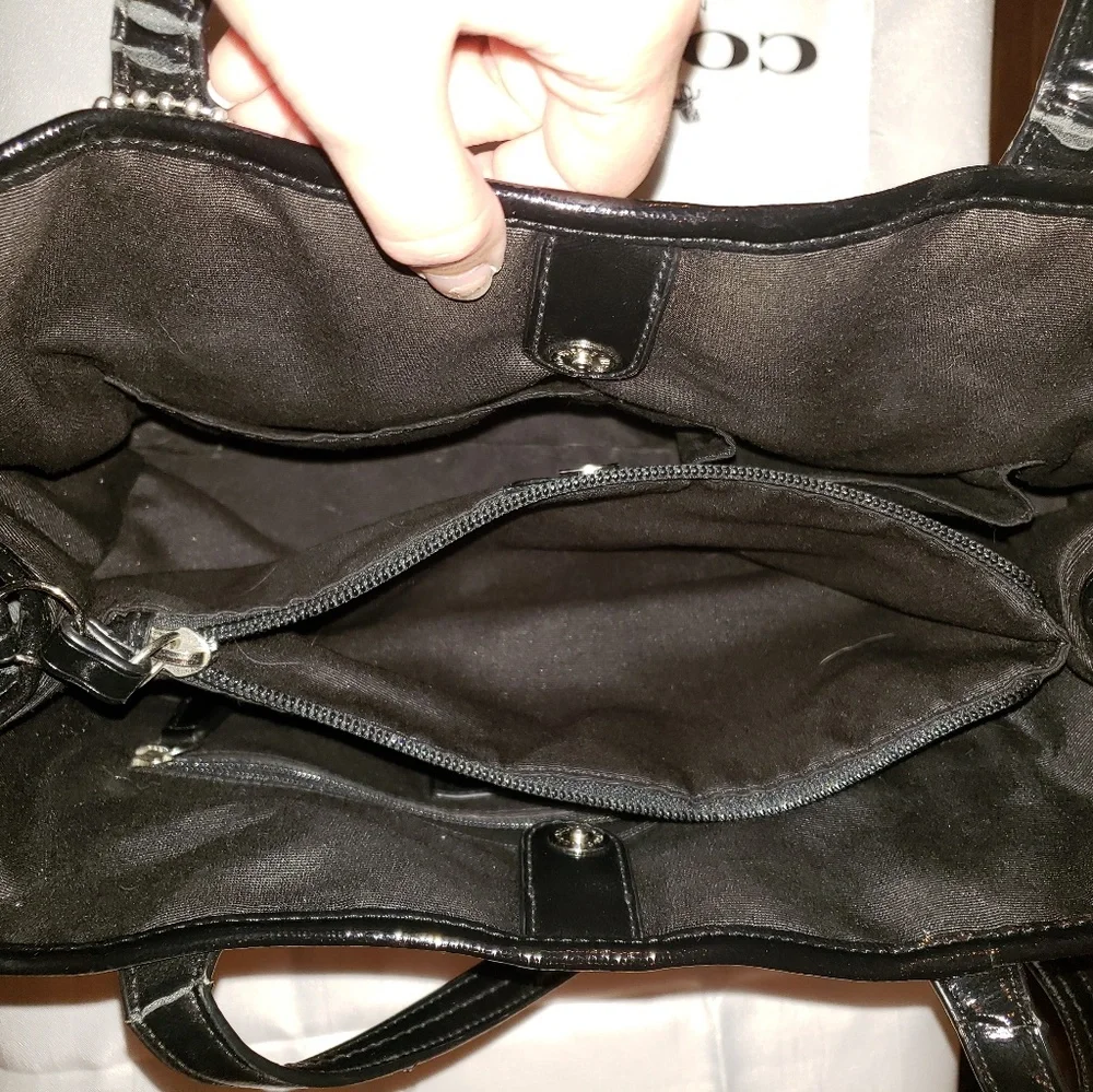 Coach Purse - Picture 4 of 4